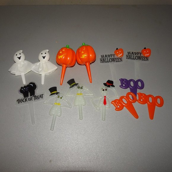 Lot (13) DecoPics Halloween Ghost~Pumpkin~Black Cat Decor Cake Cupcake Toppers - Picture 1 of 3